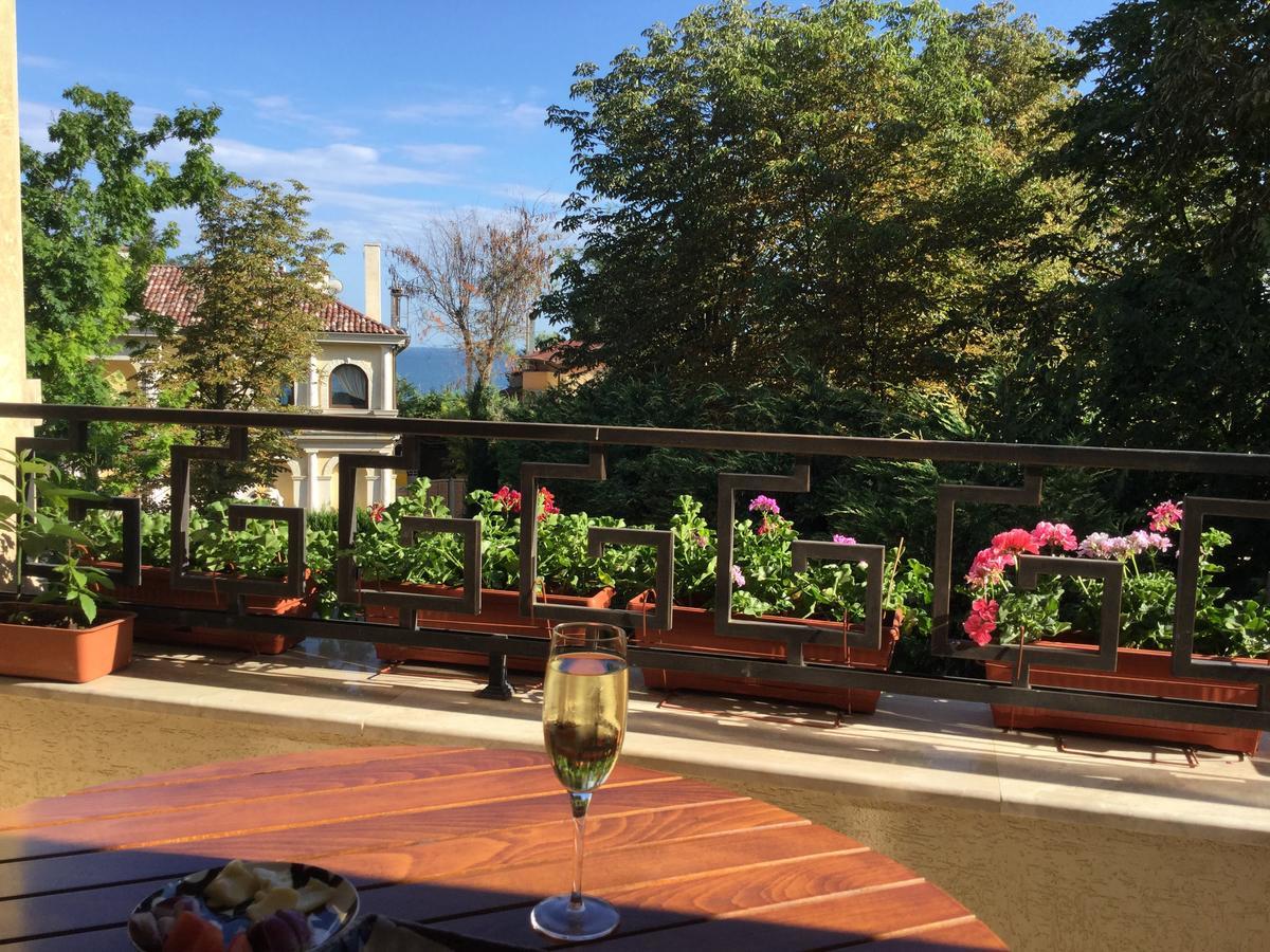 Sea Garden Lux Apartment Varna Exterior photo